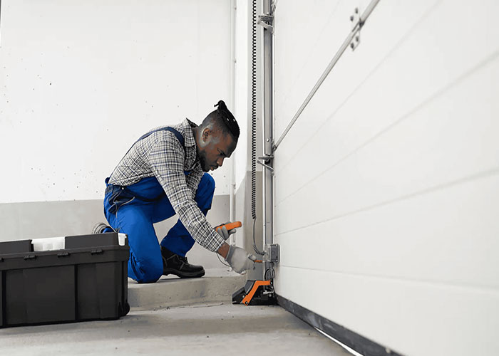Emergency garage door repair